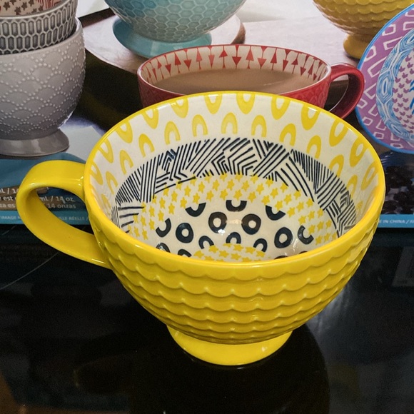 Signature Footed Coffee mugs. New in box. Set of 6 - Picture 5 of 10